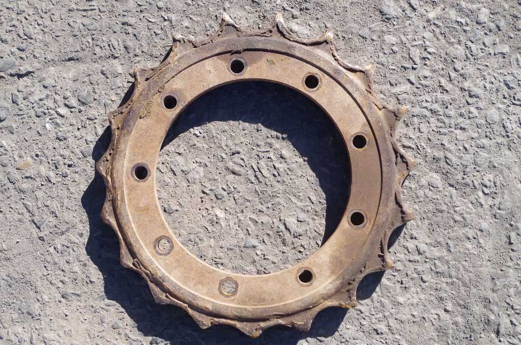 Detrimental Sprocket Damage Caused by Misuse and poor maintenance HXRT